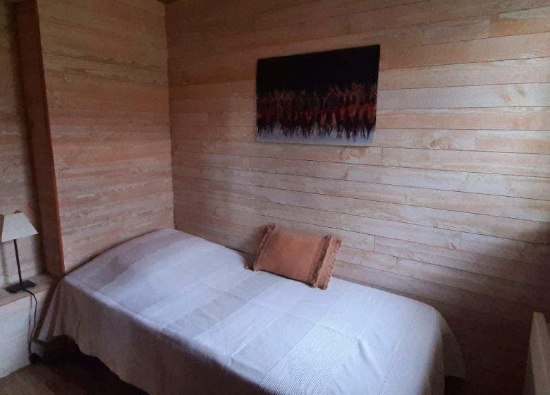 20260310_130235.jpg chbre bas