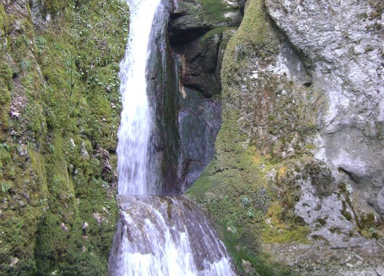 GOUR DE CONCHE ET ROCHE TUFFIERE – MYON_2