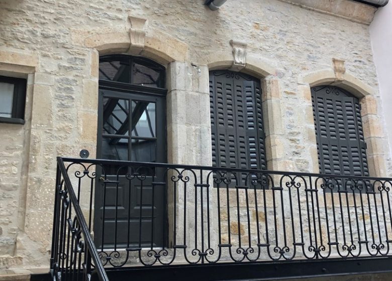 APPARTEMENT – AU 22 PLACE COURBET_8