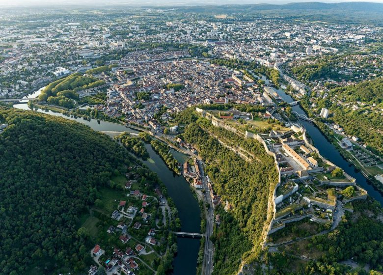 TD_Vue aérienne Citadelle de Besançon©BERNARD_SONZOGNO (7)