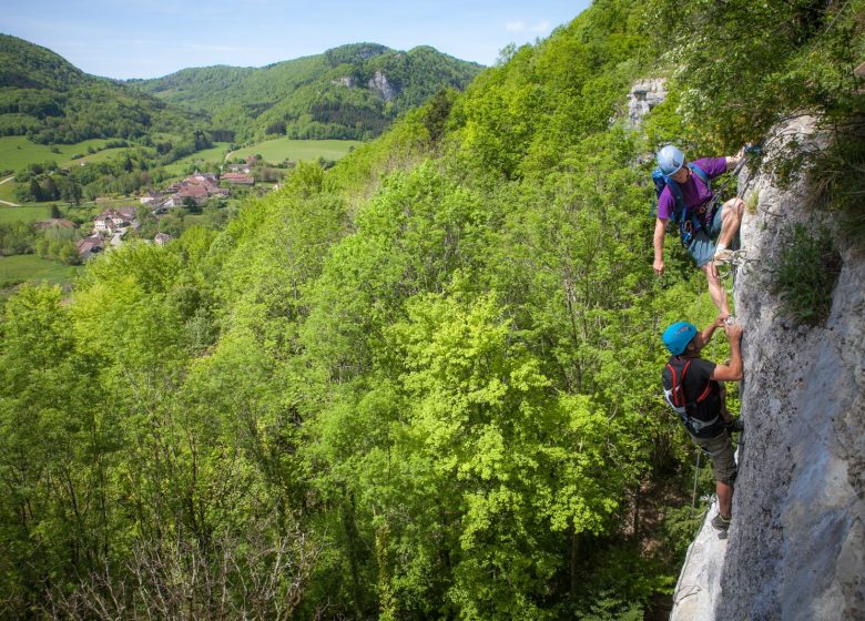 Via ferrata Nans-sous-Sainte-Anne 24 © Christophe TATTU