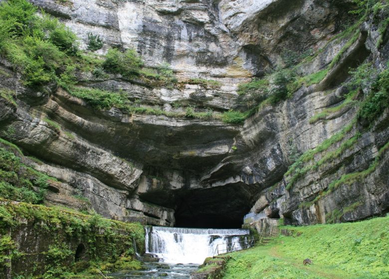 source-de-la-loue9-doubs-tourisme-philippe-lebugle-yu73orfdxc3v_1