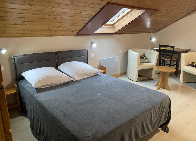 uneautrechambreMiroirduLison